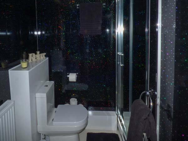 Flat 1 Apartment
